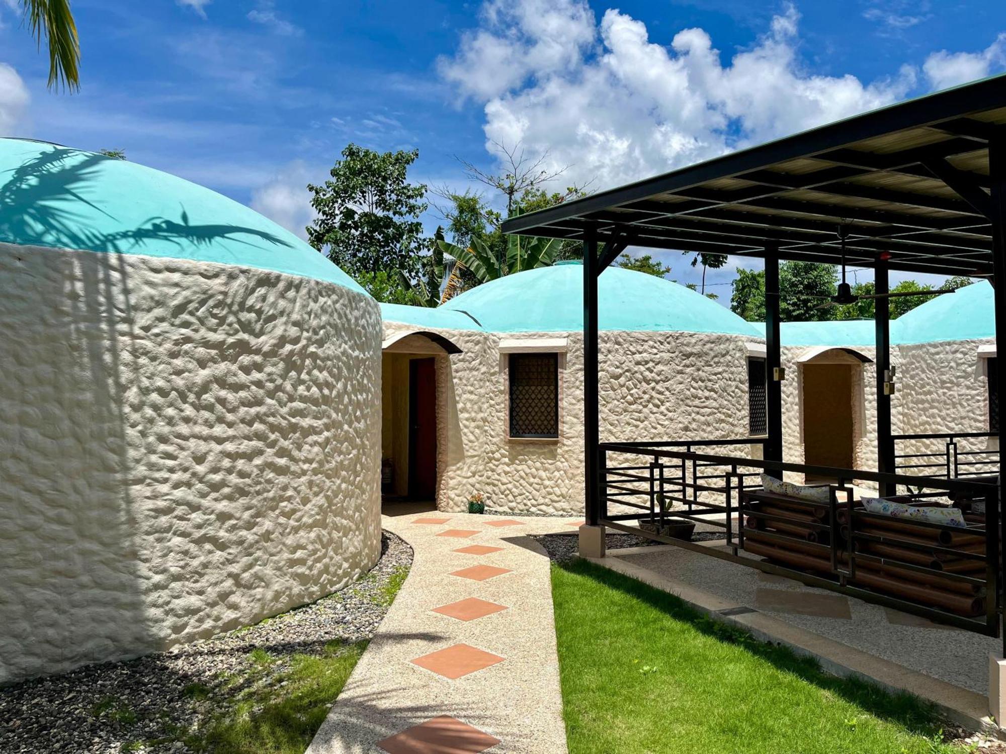 Midnite Inn Panglao Exterior foto