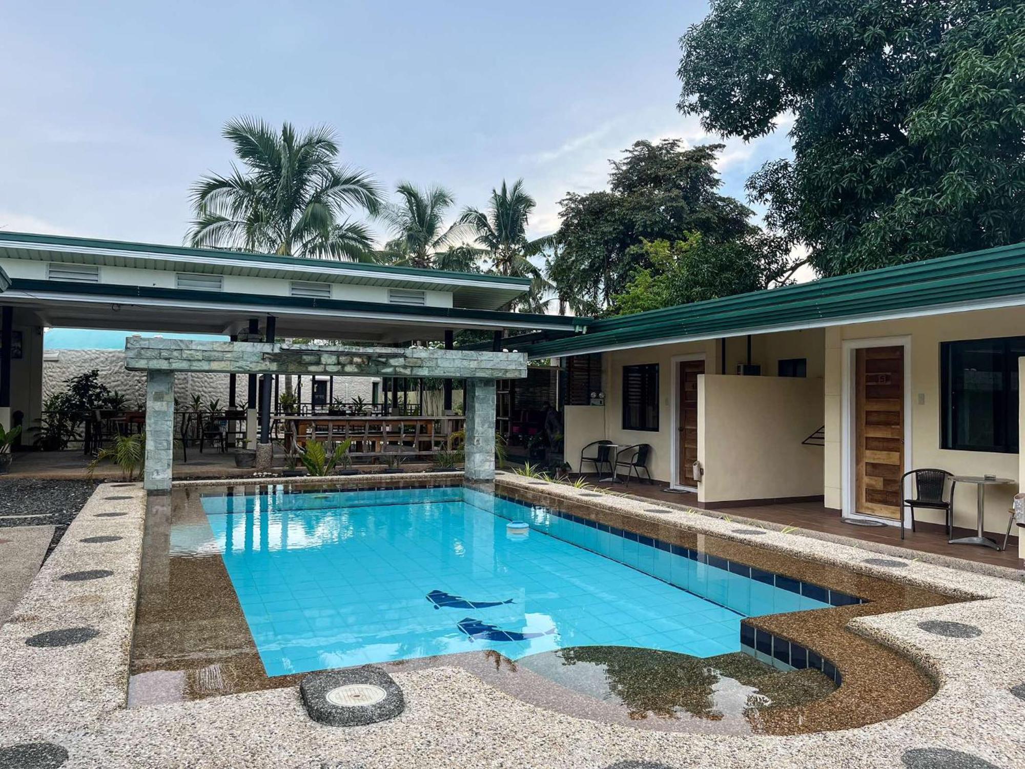 Midnite Inn Panglao Exterior foto